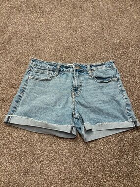 Vigoss Light Blue Rolled-Hem Denim Shorts